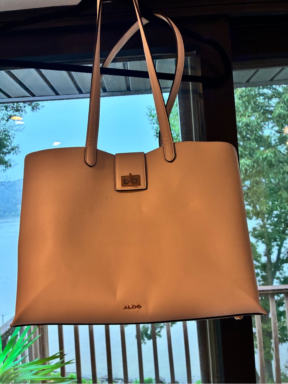 ALDO Ivory Cream Large Tote Shoulder Bag Gold Turn Lock Hardware